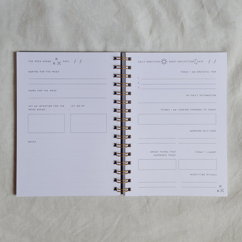 weekly and daily pages for conscious mae gratitude journal